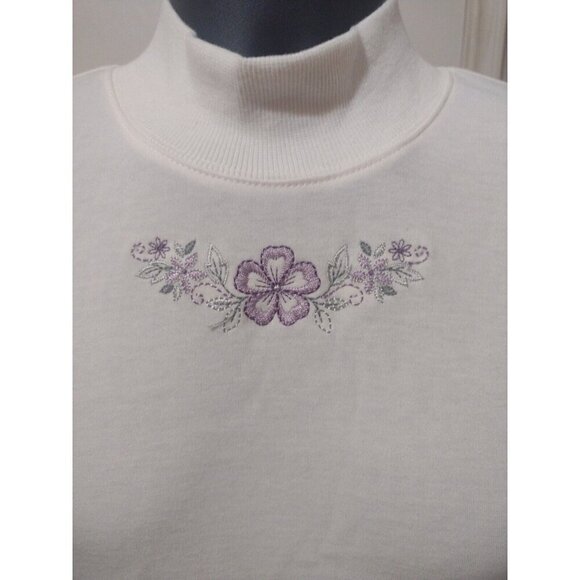New NWT Womens Alfred Dunner Pullover Sweater Medium M Cream Floral Embroidered - Picture 4 of 11